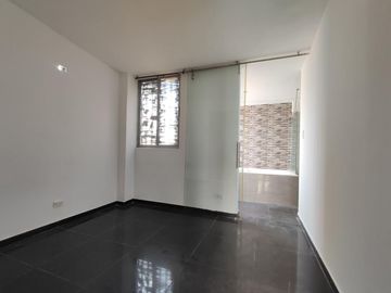 apartamento en venta en lleras. Cod V27474