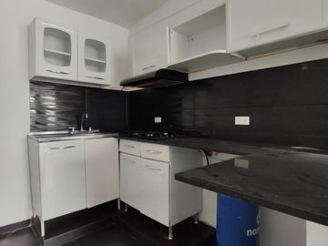 apartamento en venta en lleras. Cod V27474