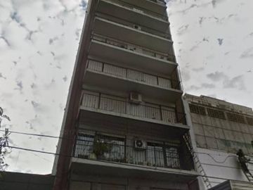 DEPARTAMENTO EN VENTA EN FLORES 4 AMBIENTES MUY AMPLIOS METROS DEL SUBTE