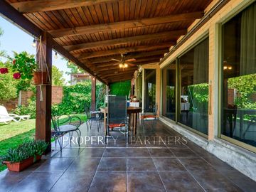 Venta de hermosa y amplia casa en las Pircas, Peñalolén