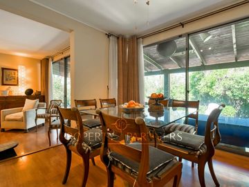 Venta de hermosa y amplia casa en las Pircas, Peñalolén