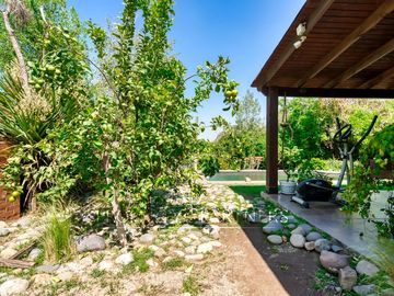 Venta de hermosa y amplia casa en las Pircas, Peñalolén