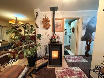 Excelente casa en Lomas de Mirasur