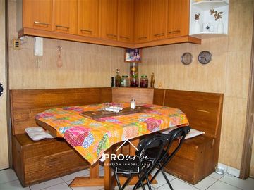 Casa en Venta en Se vende bajo valor de tasación, muy cerca metro Los Dominicos.