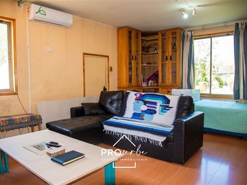 Casa en Venta en Se vende bajo valor de tasación, muy cerca metro Los Dominicos.