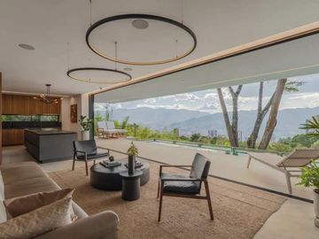 casa en venta en los balsos. Cod V14055