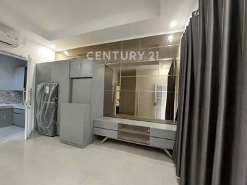 Rumah Nyaman Semi Furnished Siap Huni 2 KT 3 AC Carport 1 Mobil