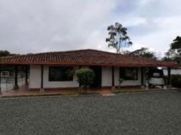 finca en venta en villa ofelia. Cod V11249