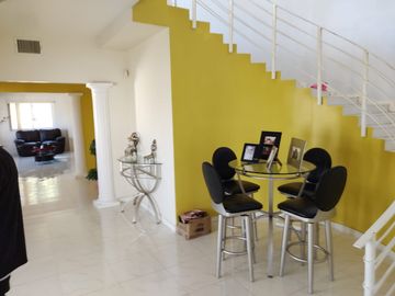 CASA EN VENTA LOMAS DEL CAMPESTRE CD. CUAUHTEMOC, CHIHUAHUA.