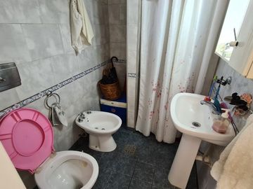 Casa PH en venta en Lanus Este