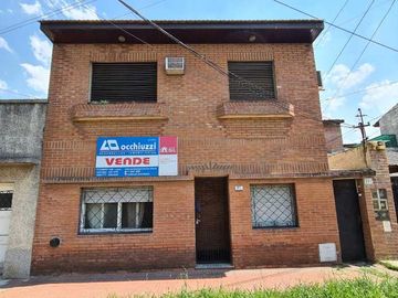 Casa PH en venta en Lanus Este