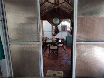 Chalet en venta en Villa Udaondo