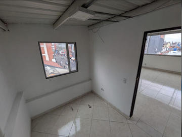 local en arriendo en galerias. Cod A3248