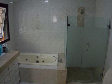 SE VENDE CASA  EN FRACC.CAMPESTRE DEL BOSQUE EN PUEBLA, HERMANOS SERDAN, VW