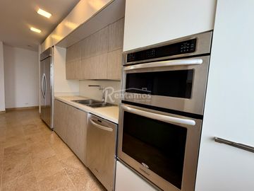 apartamento en arriendo en los balsos. Cod A776981