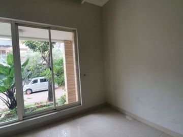 Rumah Siap Huni Di Area Kebayoran Bintaro Sektor 7 - GB 6469 BR
