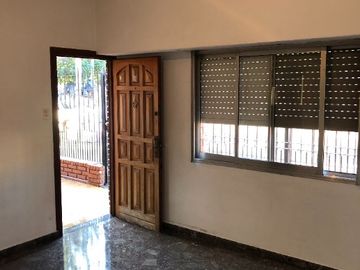 Casa en venta en Ezpeleta Este