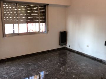 Casa en venta en Ezpeleta Este