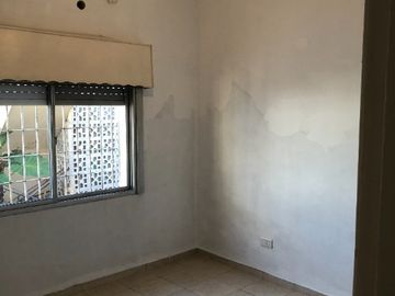 Casa en venta en Ezpeleta Este