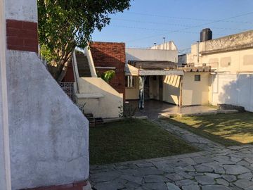 Casa en venta en Ezpeleta Este