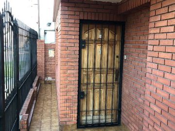 Casa en venta en Ezpeleta Este