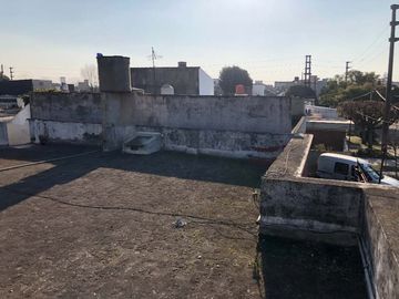 Casa en venta en Ezpeleta Este