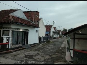 Dijual cepat 2 unit Rumah Kluster minimalis Garut Kota (bebas banjir).