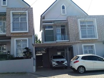 Rumah Minimalis 2 Lantai Cimahi 3mnt ke Wisata Alam Cimahi Gratis Pajak PPN dan BPHTB