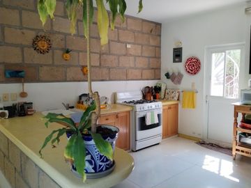 Casa en Fraccionamiento en Huertas del Llano Jiutepec - CRB-1154-Fr