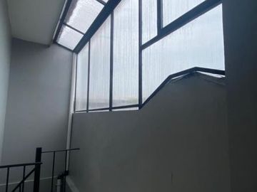 Rumah Bagus Siap Huni 2 Lantai di Tangerang Selatan | SC 7062 - RS