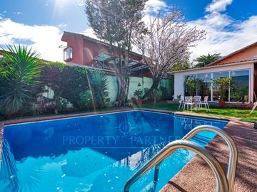 Amplia casa en venta, colegio British, La Reina