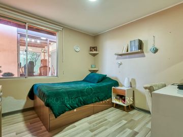 Amplia casa en venta, colegio British, La Reina