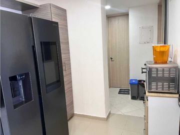 SE VENDE HERMOSO Y AMPLIO APARTAMENTO EN VILLA SANTOS