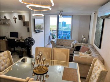 SE VENDE HERMOSO Y AMPLIO APARTAMENTO EN VILLA SANTOS