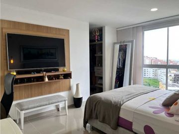 SE VENDE HERMOSO Y AMPLIO APARTAMENTO EN VILLA SANTOS