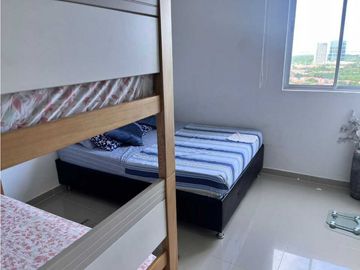 SE VENDE HERMOSO Y AMPLIO APARTAMENTO EN VILLA SANTOS