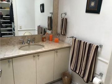 VENDO CASA 4 RECAMARAS CONJUNTO FAMILIAR CERRADO DENTO URB EL CONDADO