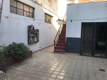 Departamento Tipo Casa en venta en Sarandi Este