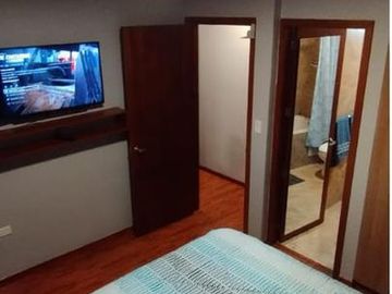 Venta lindo departamento 2 dormitorios, 2 parqueaderos, Sector La Carolina, El Batán