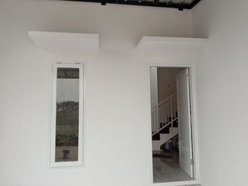 Rumah 2 Lantai Siap Huni Cibinong,