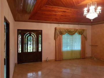VENDO CASA EN POTRERILLOS SIN VECINOS