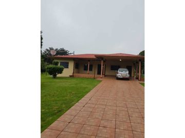 VENDO CASA EN POTRERILLOS SIN VECINOS