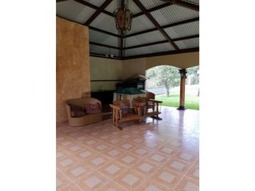 VENDO CASA EN POTRERILLOS SIN VECINOS