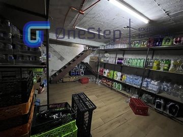 Activo Comercial con Renta: 205m en Eje Irarrázaval