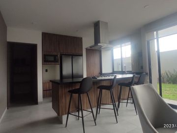 CASAS VENTA METEPEC ZONA DORADA  ULTIMAS 4 CASAS SALIDA RAPIDA CDMX  A UNOS PASOS DE ALIANZA FRANCESA E IMCP