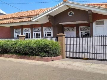 RUMAH MEWAH DI CIPAGERAN CIMAHI