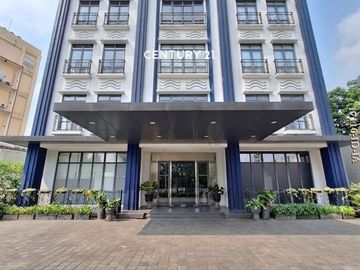 Gedung 5 Lantai Dengan Lokasi Premium Di Jl Raya Lebak Bulus