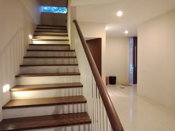 Dijual Rumah Minimalis Golf Avenue Citraland Ciamik