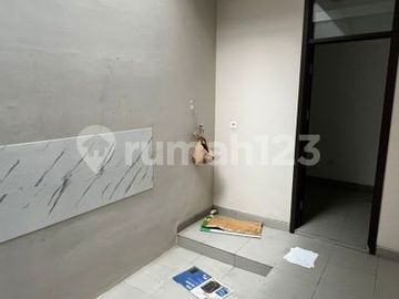 Disewakan Rumah Furnished di Cluster Georgia Pik 2