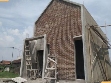 RUMAH DENGAN GAYA SKANDINAVIAN FASADE TERAKOTA HARGA SPESIAL